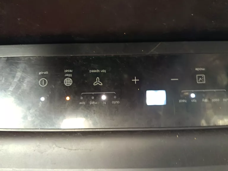 klimatyzator-przenosny-electrolux-chillflex-pro-3400-w-exp34u338hw-ean-gtin-7332543587636