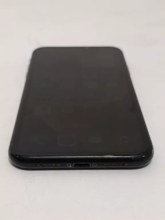 telefon-apple-iphone-xr-64-gb-przekatna-ekranu-610
