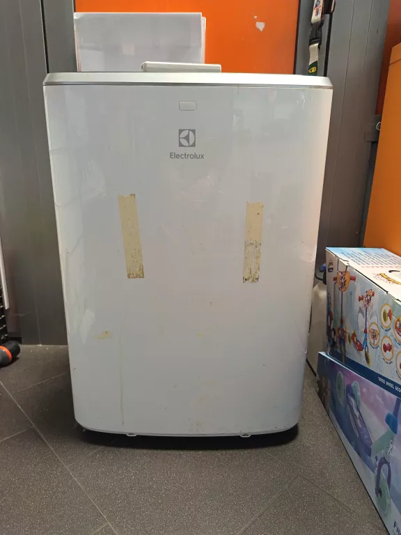 klimatyzator-przenosny-electrolux-chillflex-pro-3400-w-exp34u338hw-typ-217237-276713