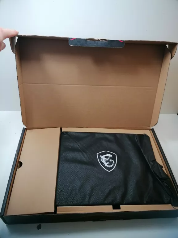 LAPTOP LAPTOP MSI VECTOR 16 HX AI A2XWHG-264