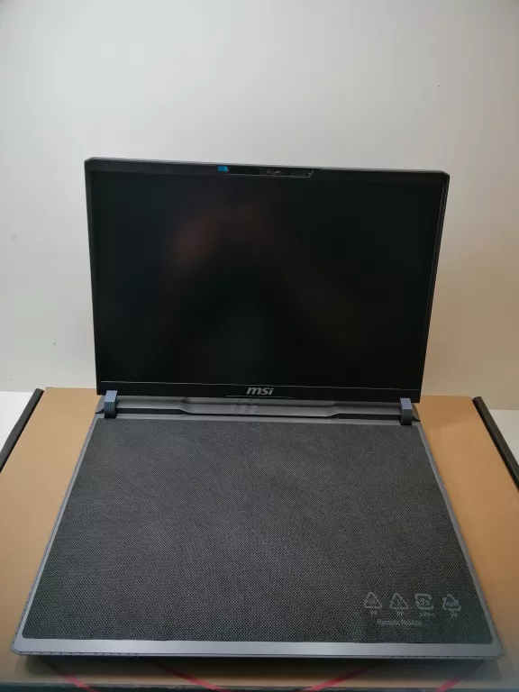 LAPTOP LAPTOP MSI VECTOR 16 HX AI A2XWHG-264
