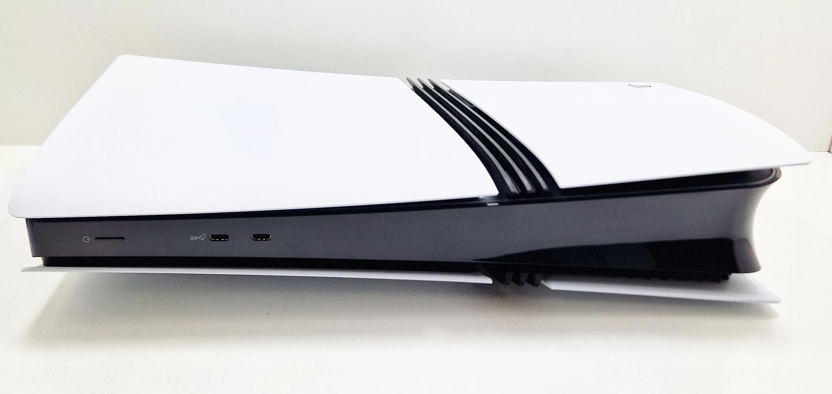 konsola-sony-playstation-pro-5-cfi-7021-2tb-kod-producenta-cfi-7021