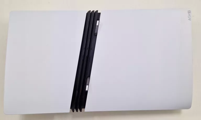 KONSOLA SONY PLAYSTATION PRO 5 CFI-7021 2TB