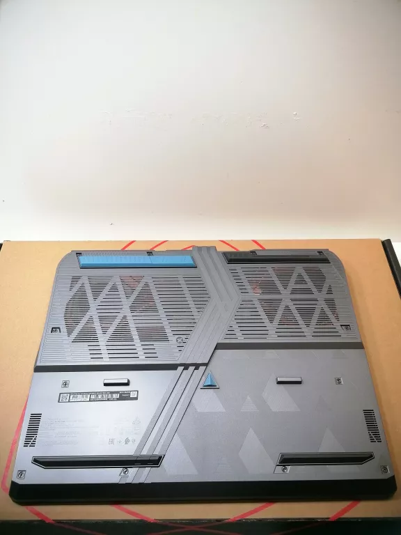 LAPTOP LAPTOP MSI VECTOR 16 HX AI A2XWHG-264