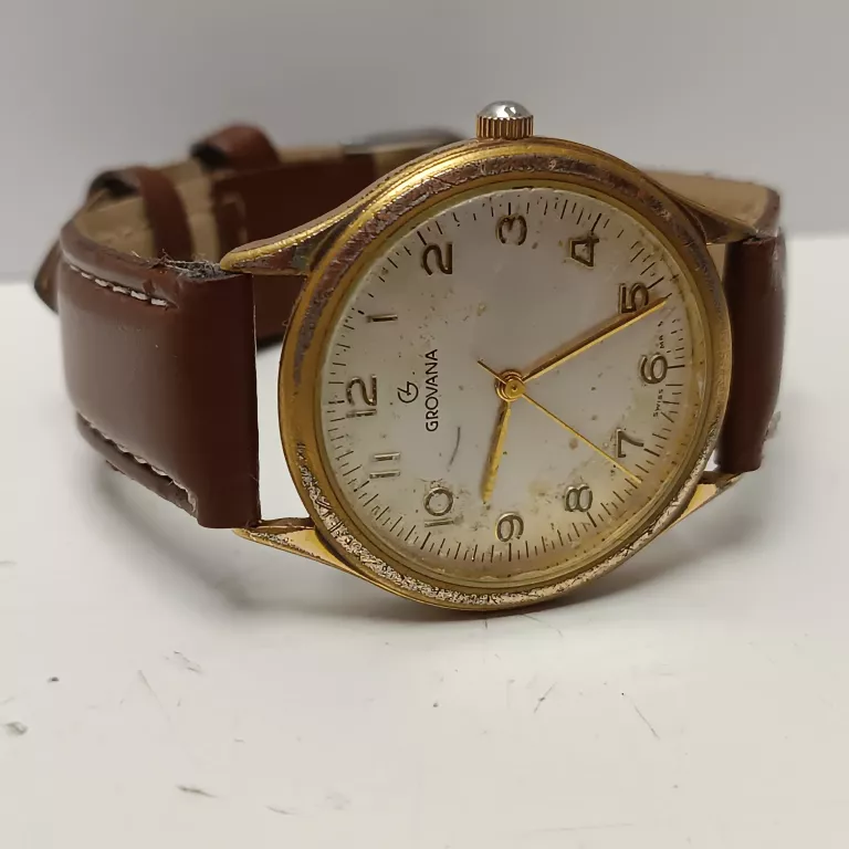 STARY ZEGAREK GROVANA