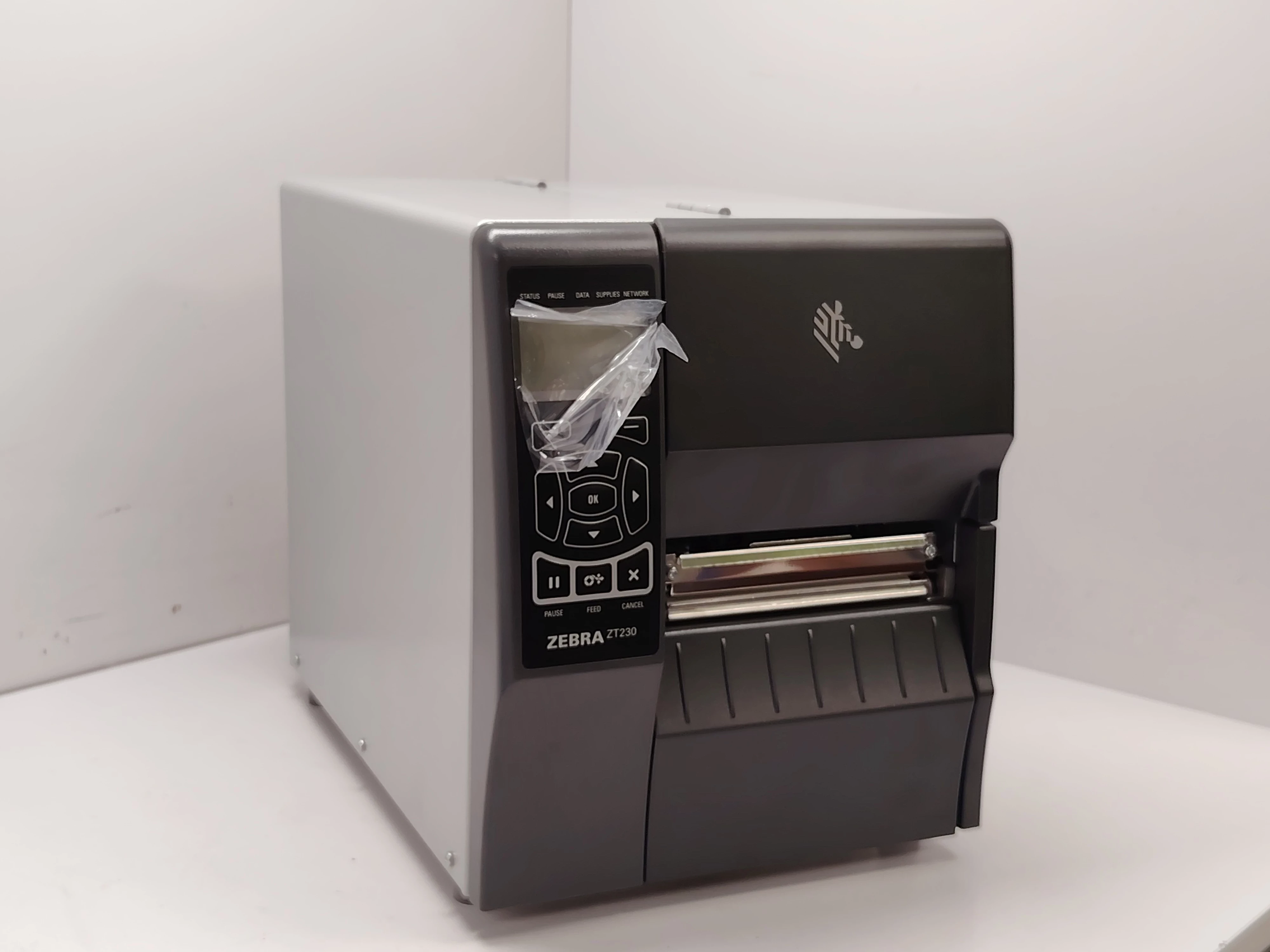 drukarka-etykiet-zebra-zt230-203dpi-usb-rs-lan-pud-maksymalna-wysokosc-druku-7200