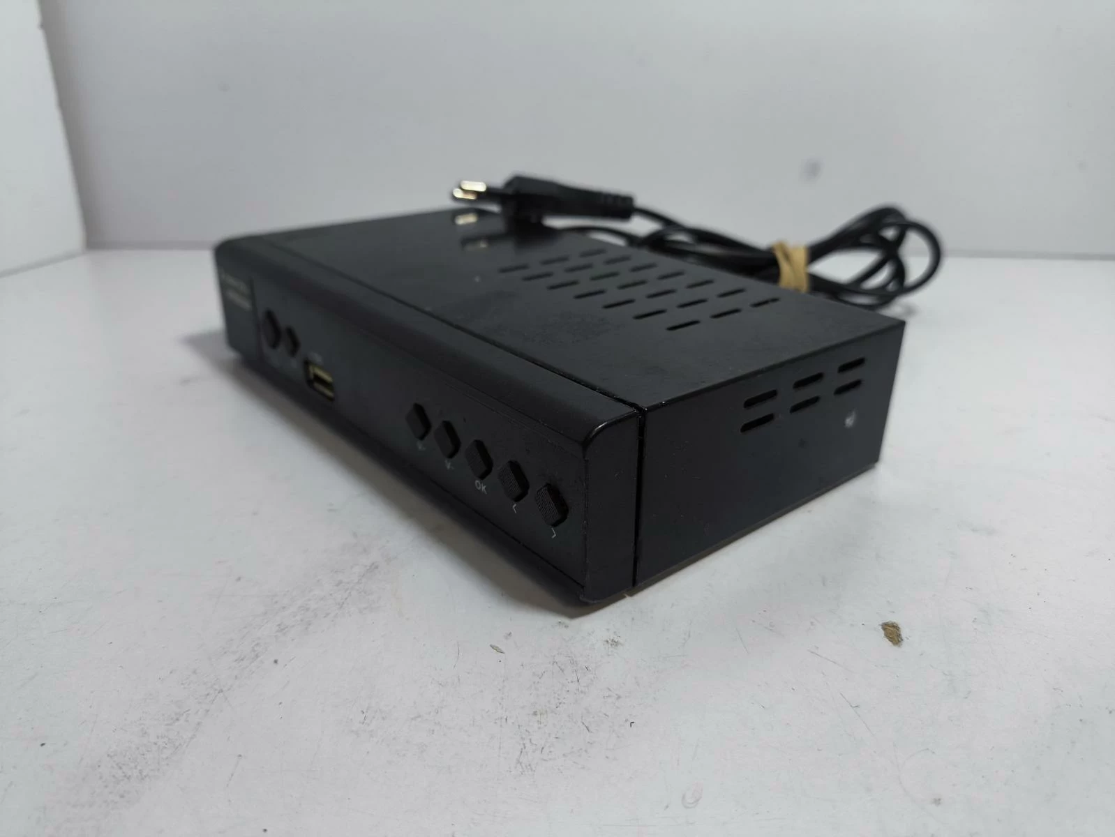 dekoder-dvbt-cabletech-urz0336g-antena-marka-248811-950125