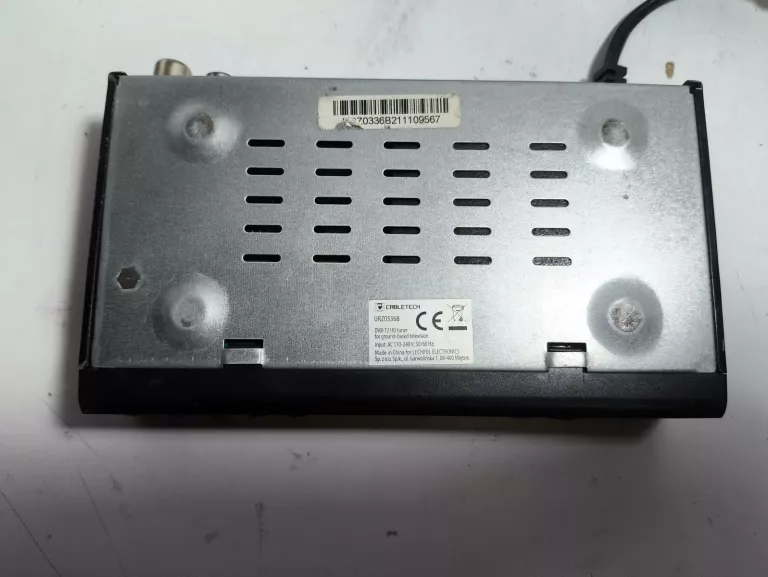 dekoder-dvbt-cabletech-urz0336g-antena-standard-kodowania-201637-1