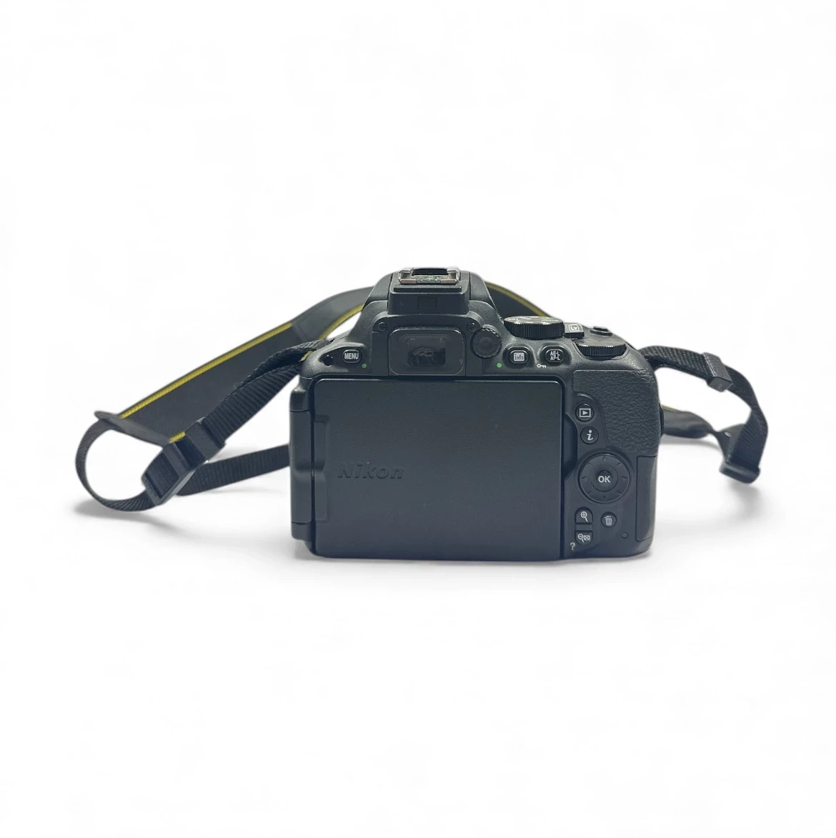 aparat-nikon-d5500-obiektyw-nikon-70-300mm-ladowarka-rozdzielczosc-2420