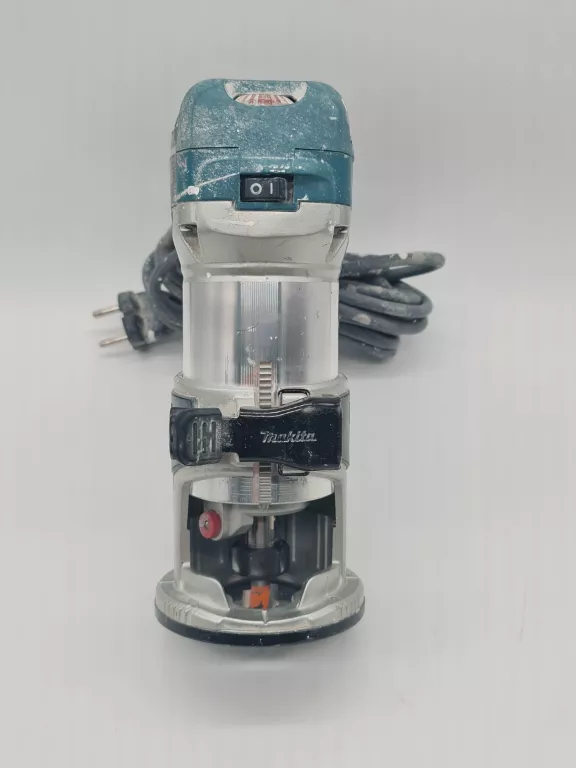 frezarka-gornowrzecionowa-makita-710w-rt0700c-warszyca-7-radomsko-mk