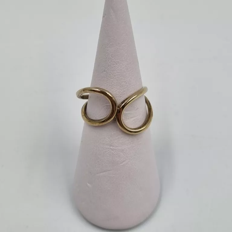 PIĘKNY ZŁOTY PIERŚCIONEK PRÓBA  333 2,24G R.14