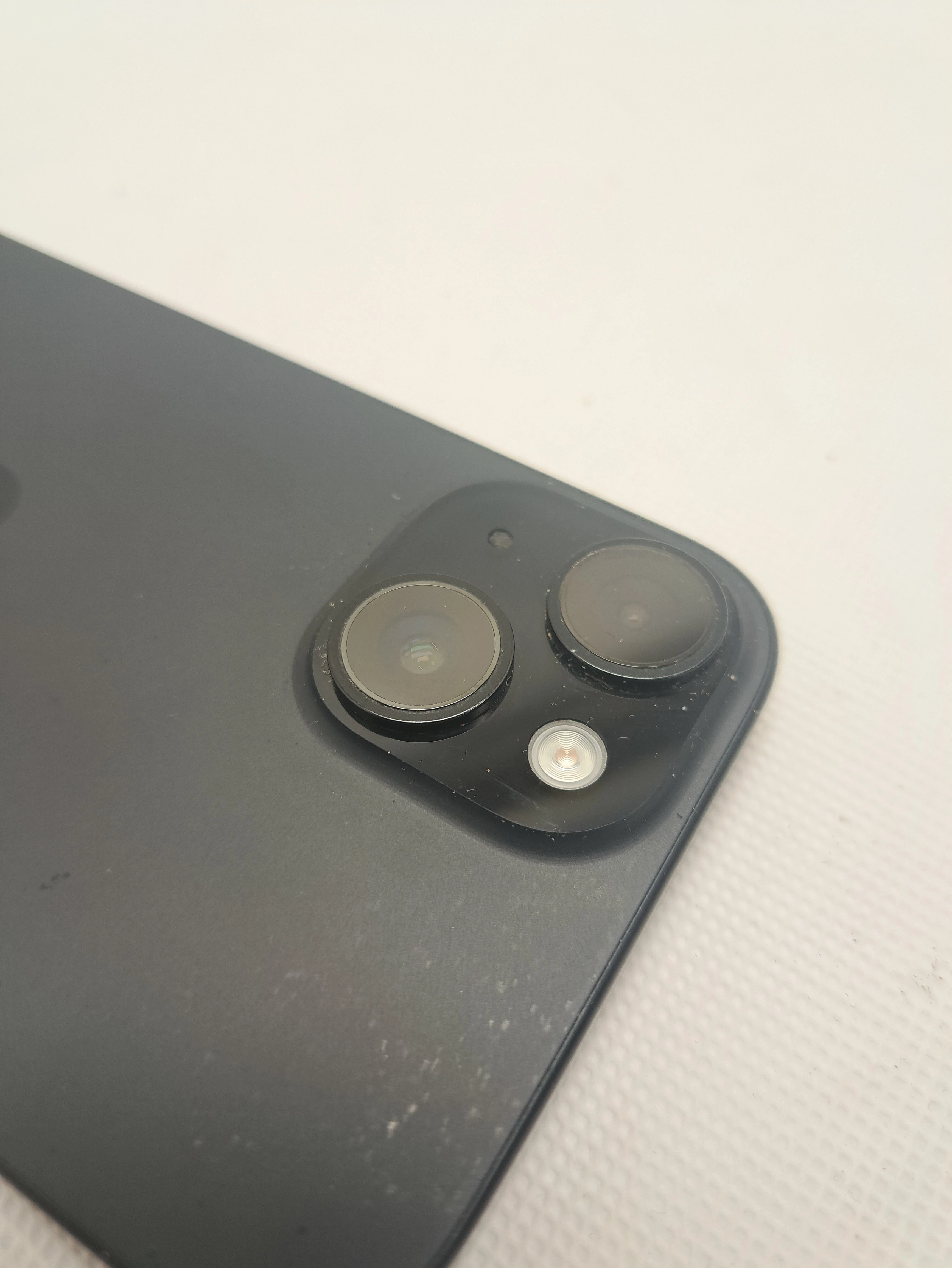 telefon-iphone-15-5g-128gb-blokada-imei-pamiec-ram-202865-214117