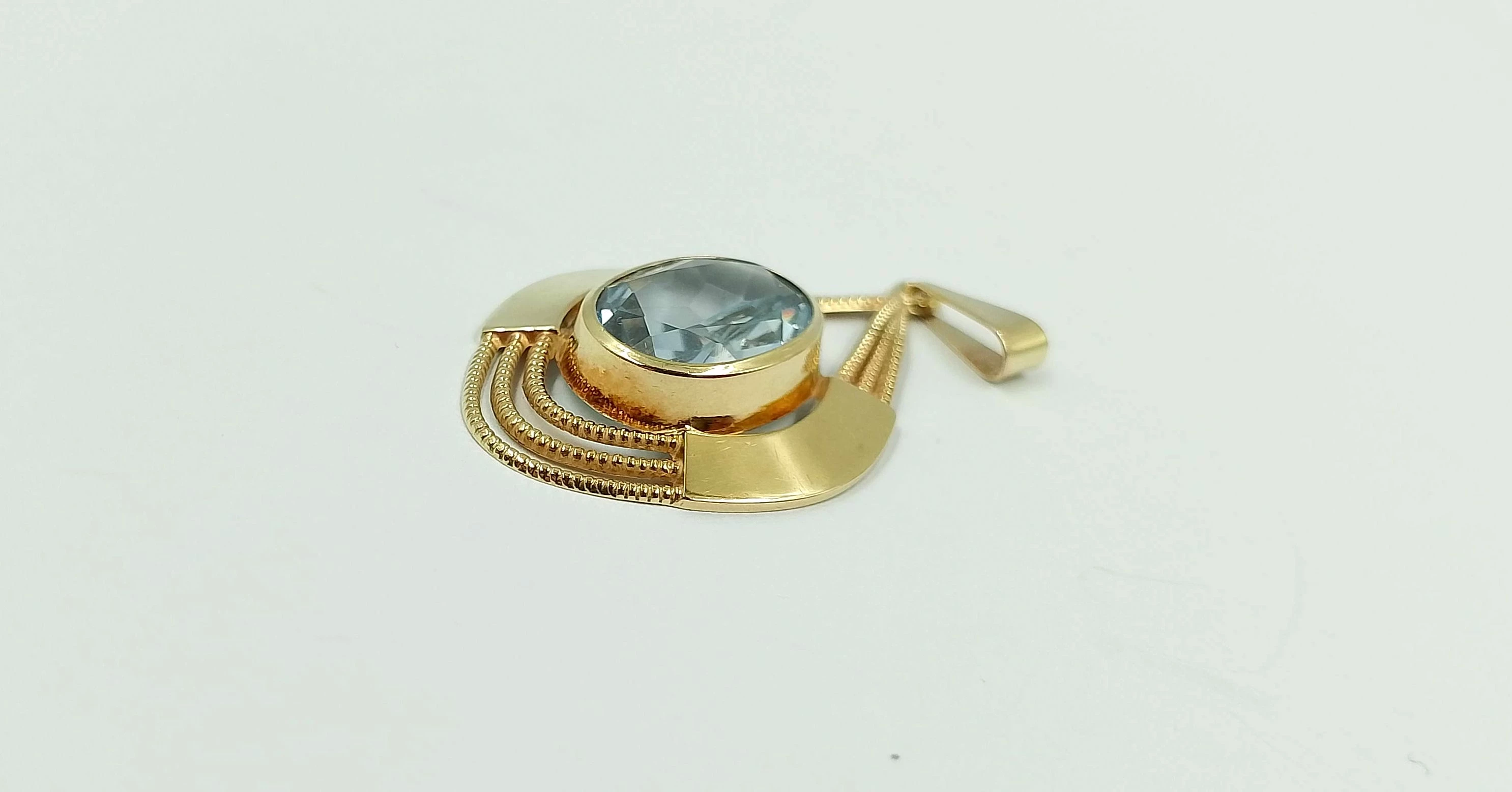 piekna-zlota-zawieszka-wyjatkowy-kamien-333-zwyciestwa-8-koszalin