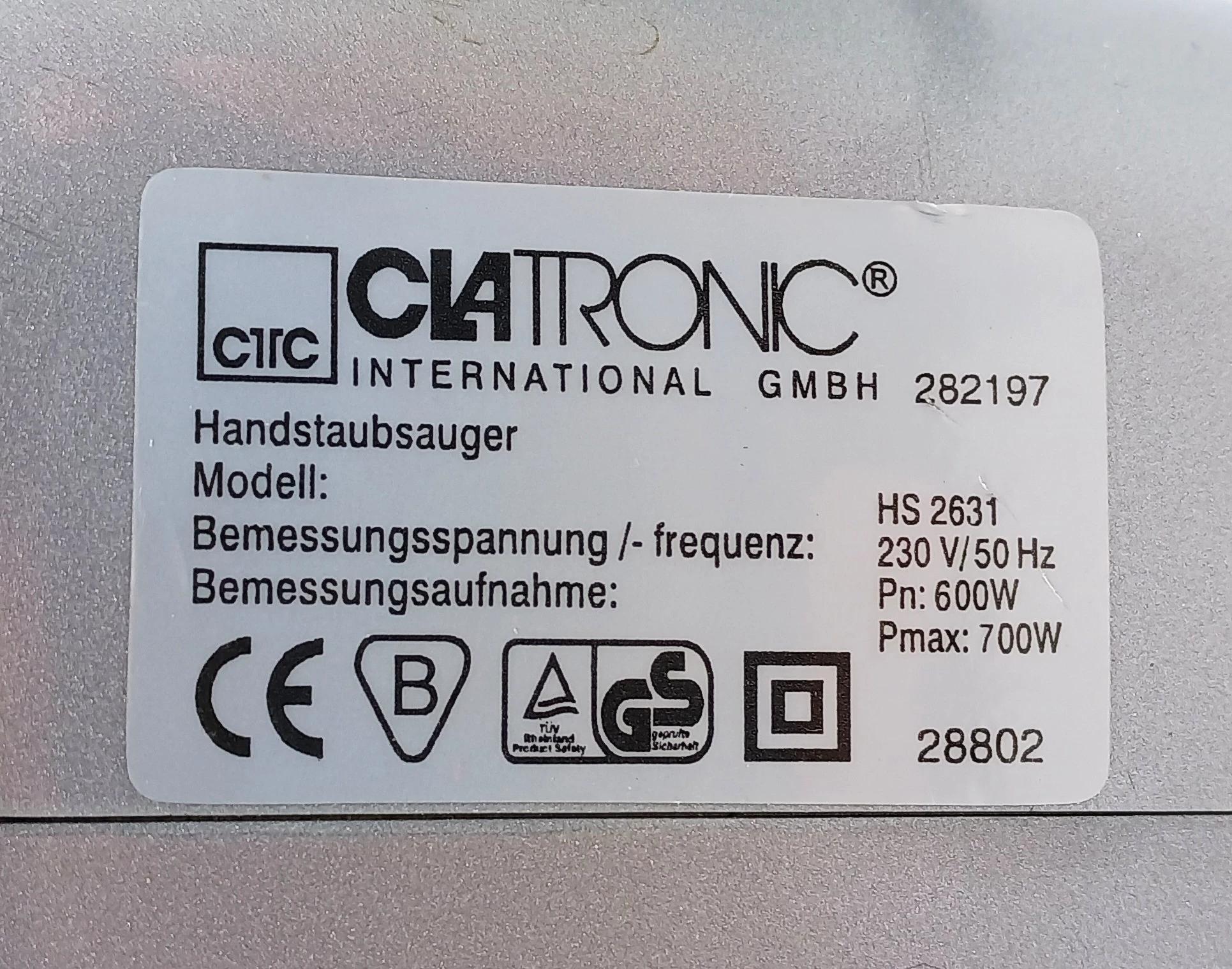 odkurzacz-reczny-mini-sweety-ciatronic-700w-czas-ladowania-60