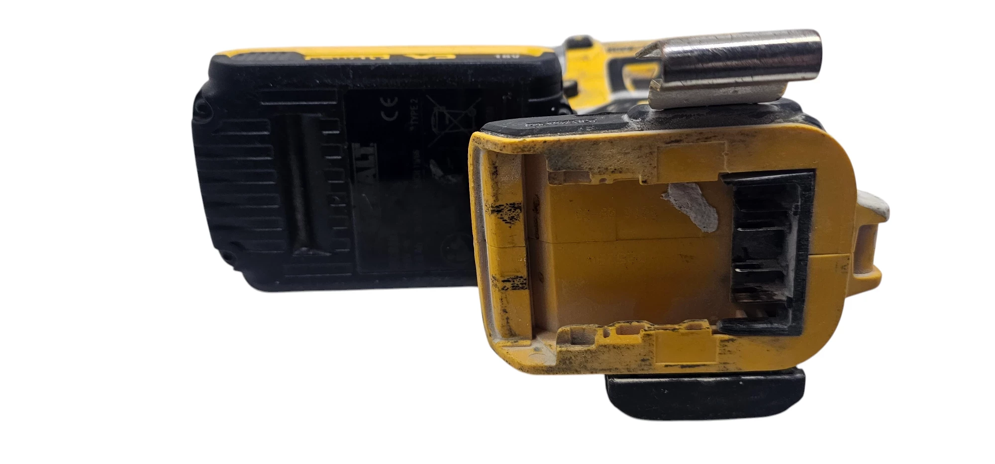 wiertarko-wkr-etarka-udarowa-dewalt-dcd795-aku-xr-20-ah-stan-11323-2