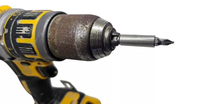 wiertarko-wkr-etarka-udarowa-dewalt-dcd795-aku-xr-20-ah-pojemnosc-akumulatora-200