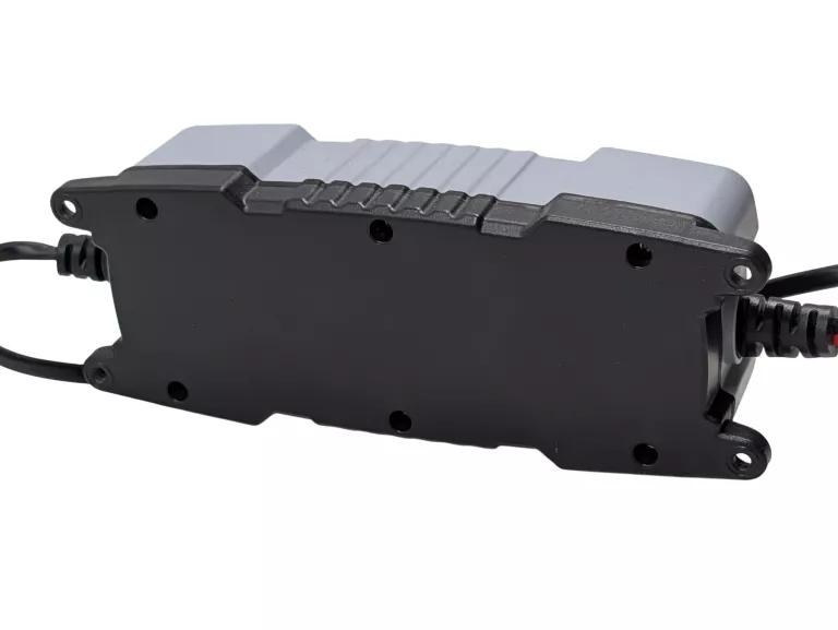 ŁADOWARKA MIKROPROCESOROWA DO AKUMULATORÓW 6V 12V EXTREMESTYLE