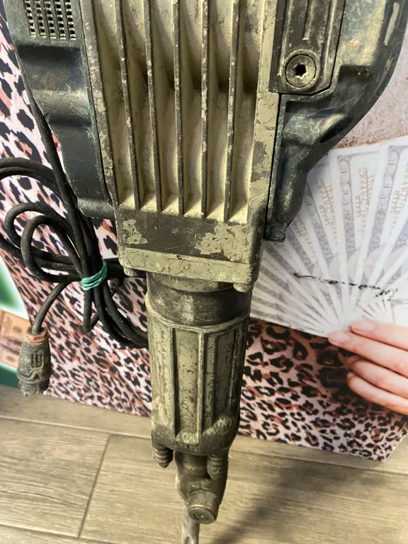 MŁOT WYBURZENIOWY BOSH GSH 16 PROFESSIONAL