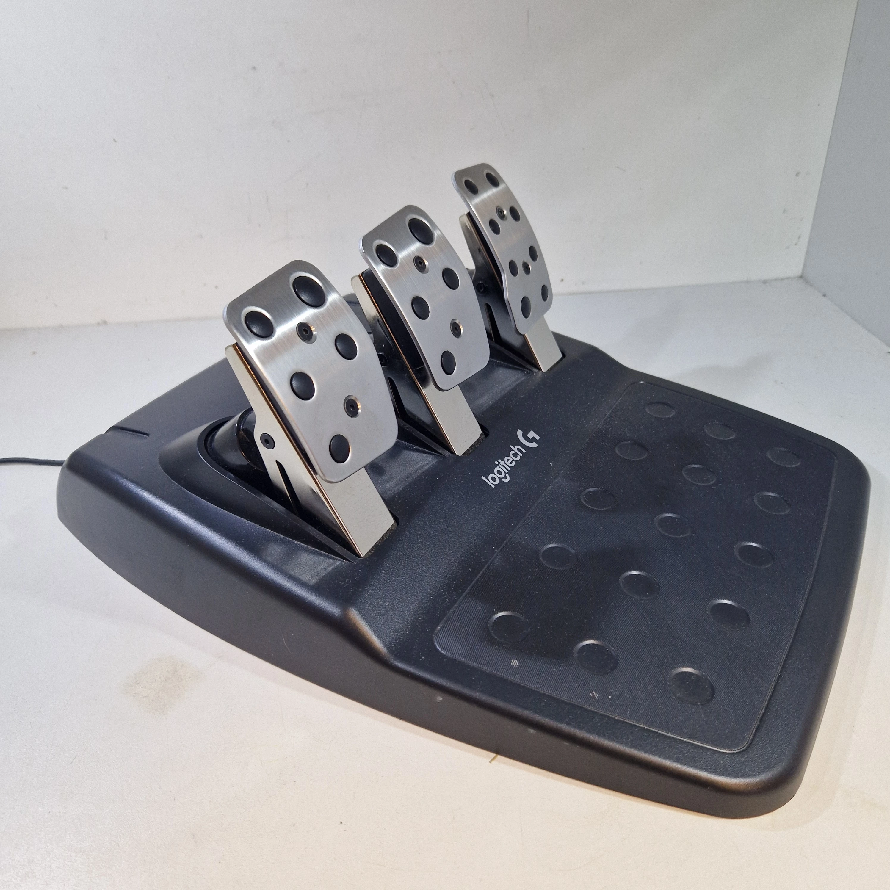 kierownica-logitech-g29-driving-force-pc-ps5-ps3-ps4-certyfikaty-zgodnosci-218669-1