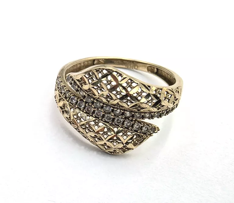 ŚLICZNY ZŁOTY PIERŚCIONEK Z CYRKONIAMI PRÓBY 585/ 2,24G / ROZMIAR 17