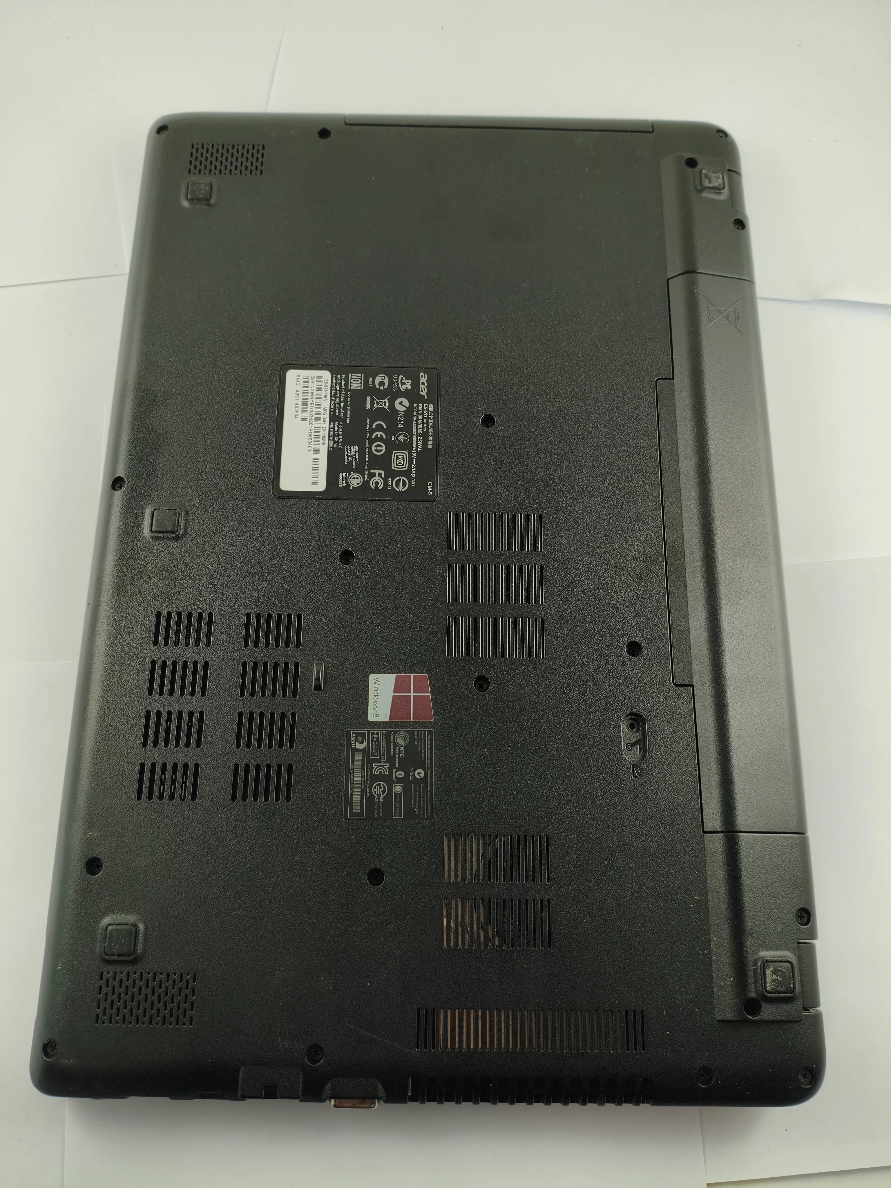 laptop-acer-aspire-e5-511-4-ram-466-dysk-intel-pentium-ladowarka-przekatna-ekranu-1560