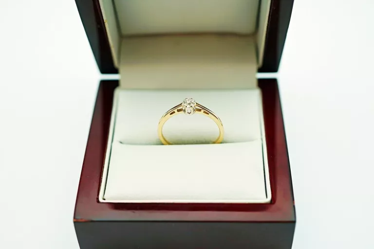 zloty-pierscionek-z-siedmioma-brylantami-pr585-14k-r14-148g-stan-11323-2