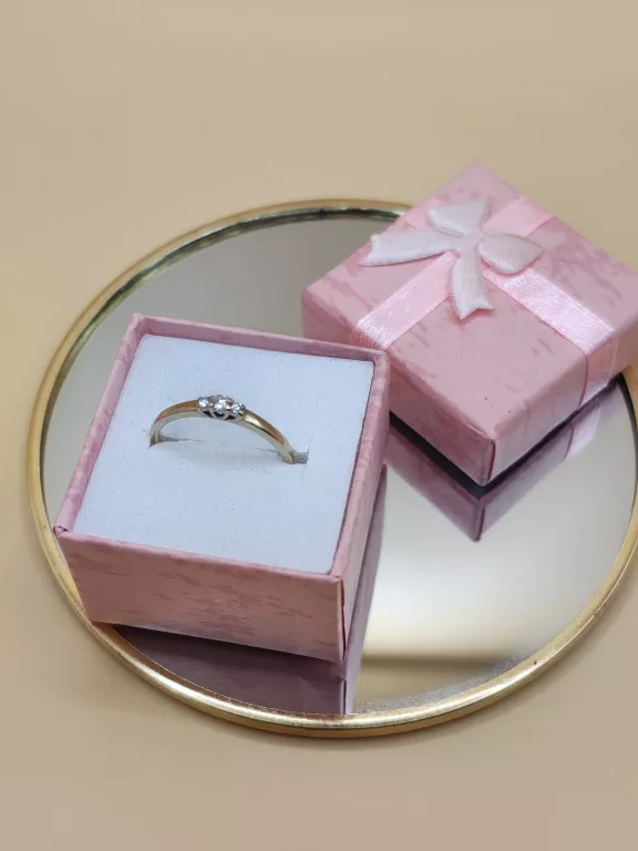 ZŁOTY PIERŚCIONEK Z BRYLANTEM - CERTYFIKAT 585 1.55G R16