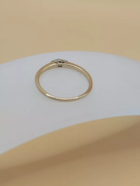 ZŁOTY PIERŚCIONEK Z BRYLANTEM - CERTYFIKAT 585 1.55G R16