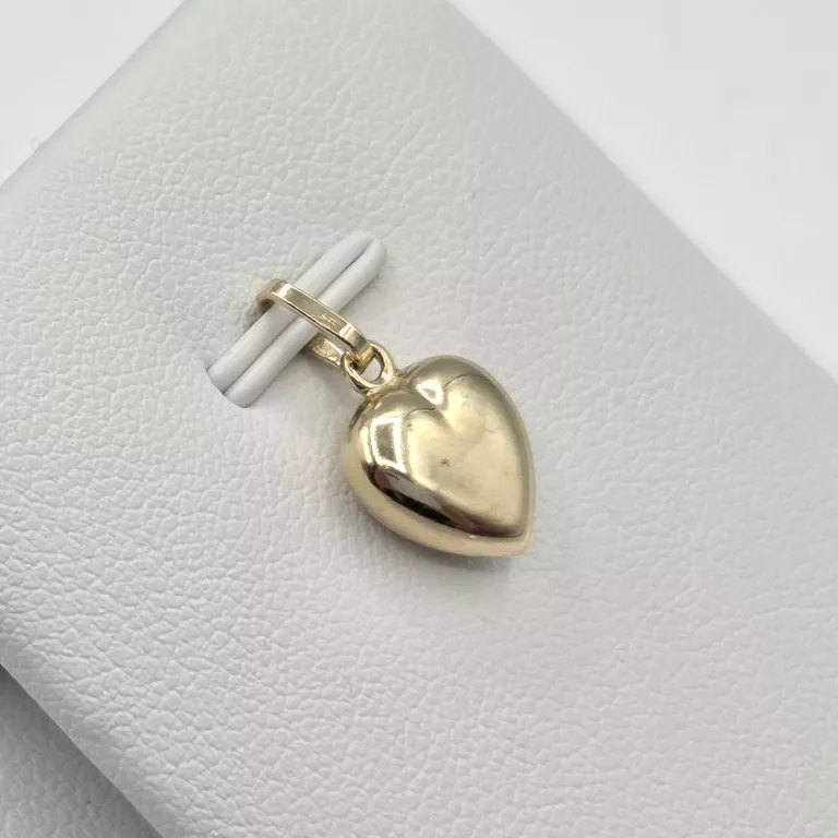 ZŁOTA ZAWIESZKA W KSZTAŁCIE SERCA 333 0,74G