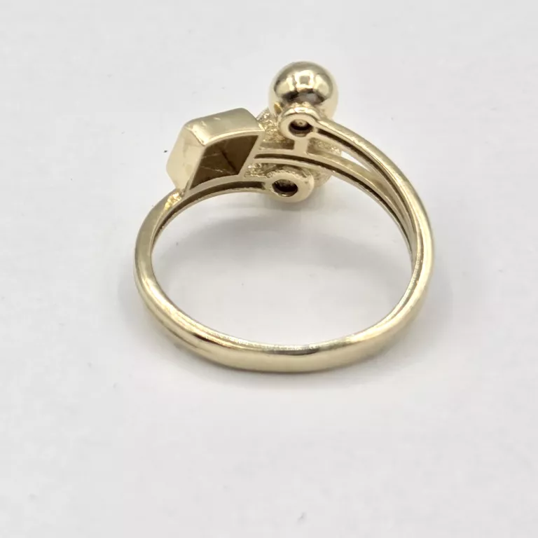 ZŁOTY PIERŚCIONEK 585 2,96G R18