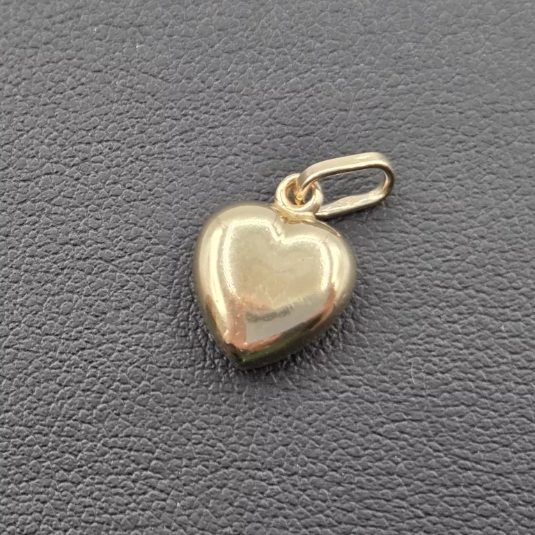ZŁOTA ZAWIESZKA W KSZTAŁCIE SERCA 333 0,74G