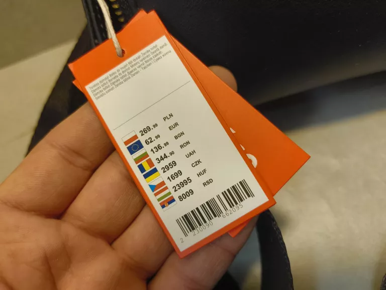 TOREBKA KOPERTÓWKA DKNY CZARNA R42EZE91