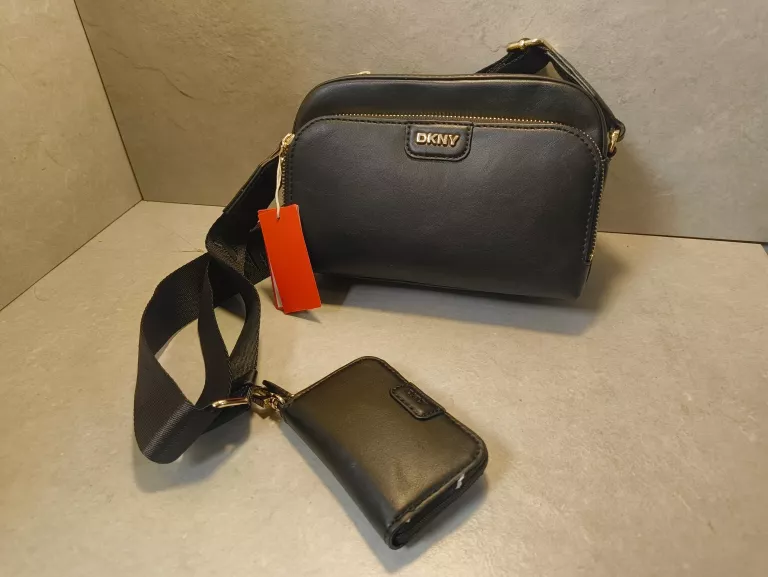 TOREBKA KOPERTÓWKA DKNY CZARNA R42EZE91