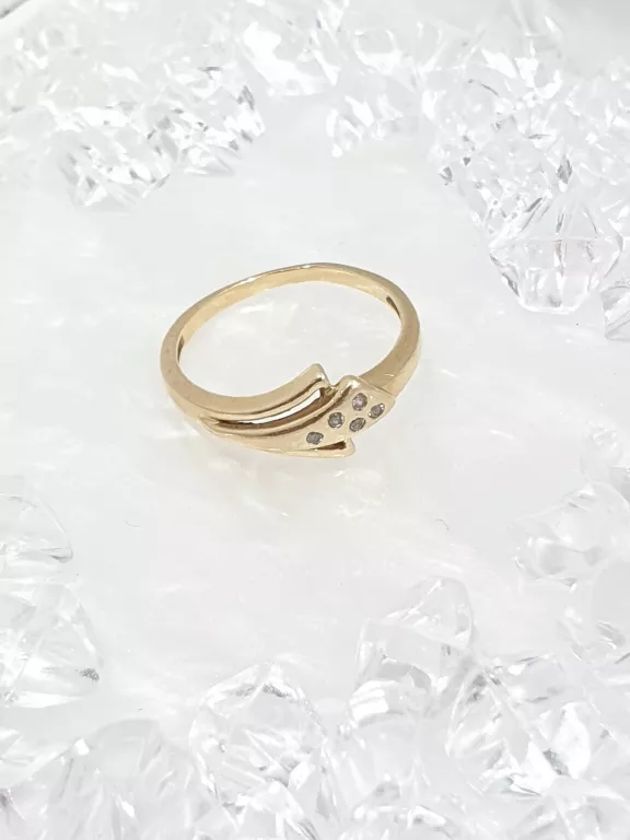 BOGATO ZDOBIONY ZŁOTY PIĘRSCIONEK 2,22G 585 R 12