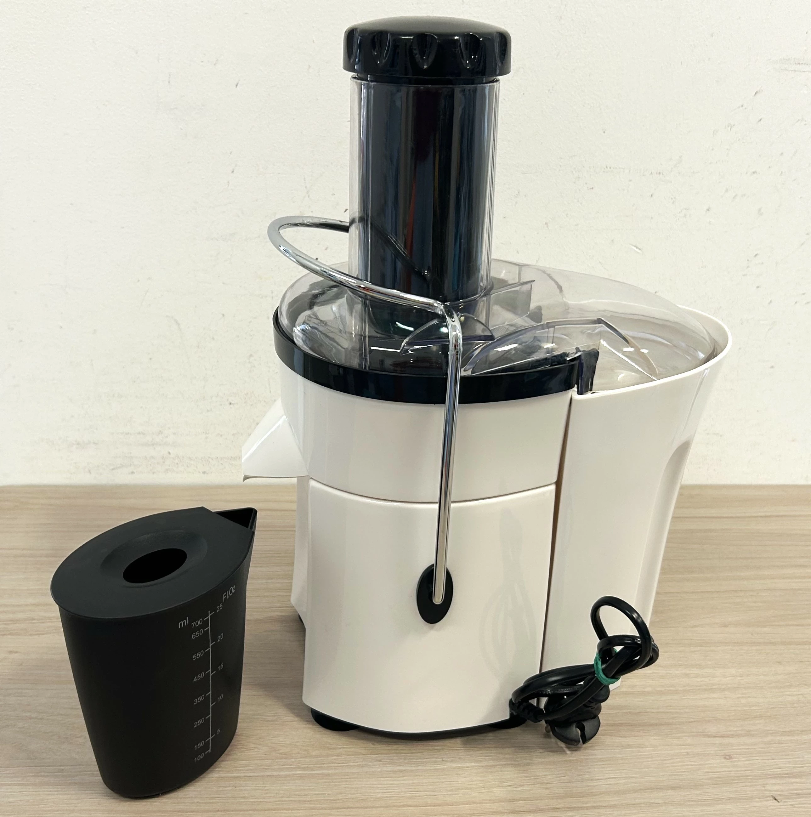 sokowirowka-russell-hobbs-aura-juice-extractor-650w-funkcje-203569-128