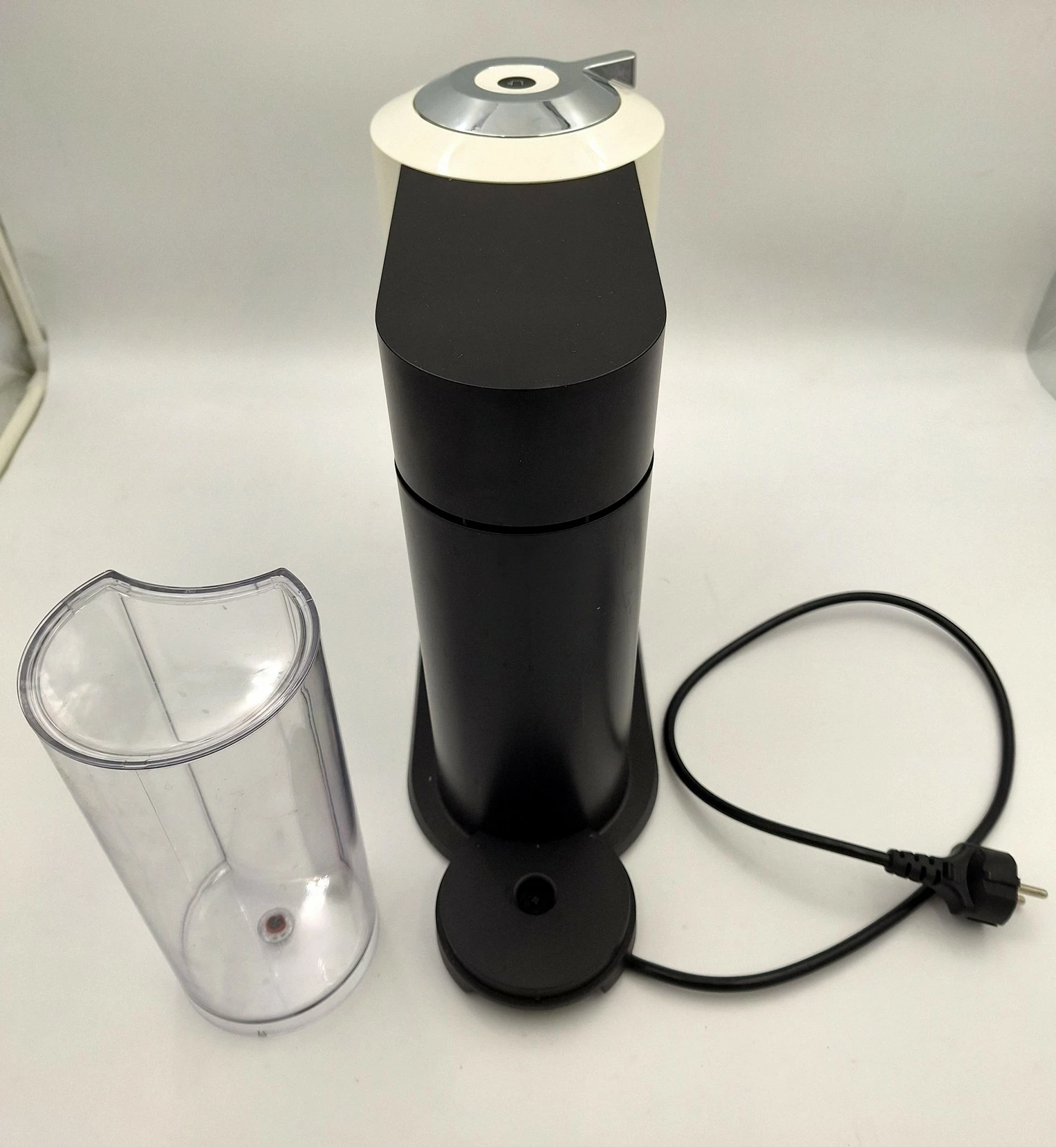 ekspres-kapsulkowy-nespresso-vertuo-next-kod-producenta-env120w