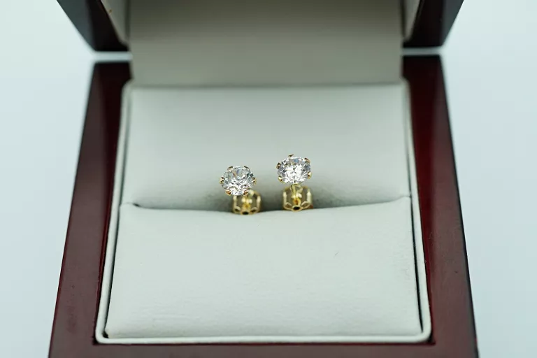 PIĘKNE ZŁOTE KOLCZYKI [585] 0,80G CYRKONIE