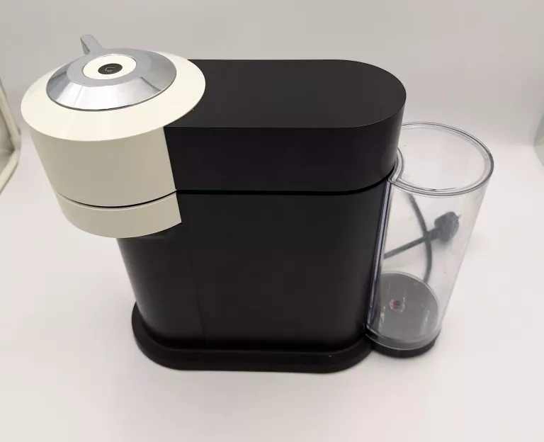 ekspres-kapsulkowy-nespresso-vertuo-next-kolor-dominujacy-129357-3