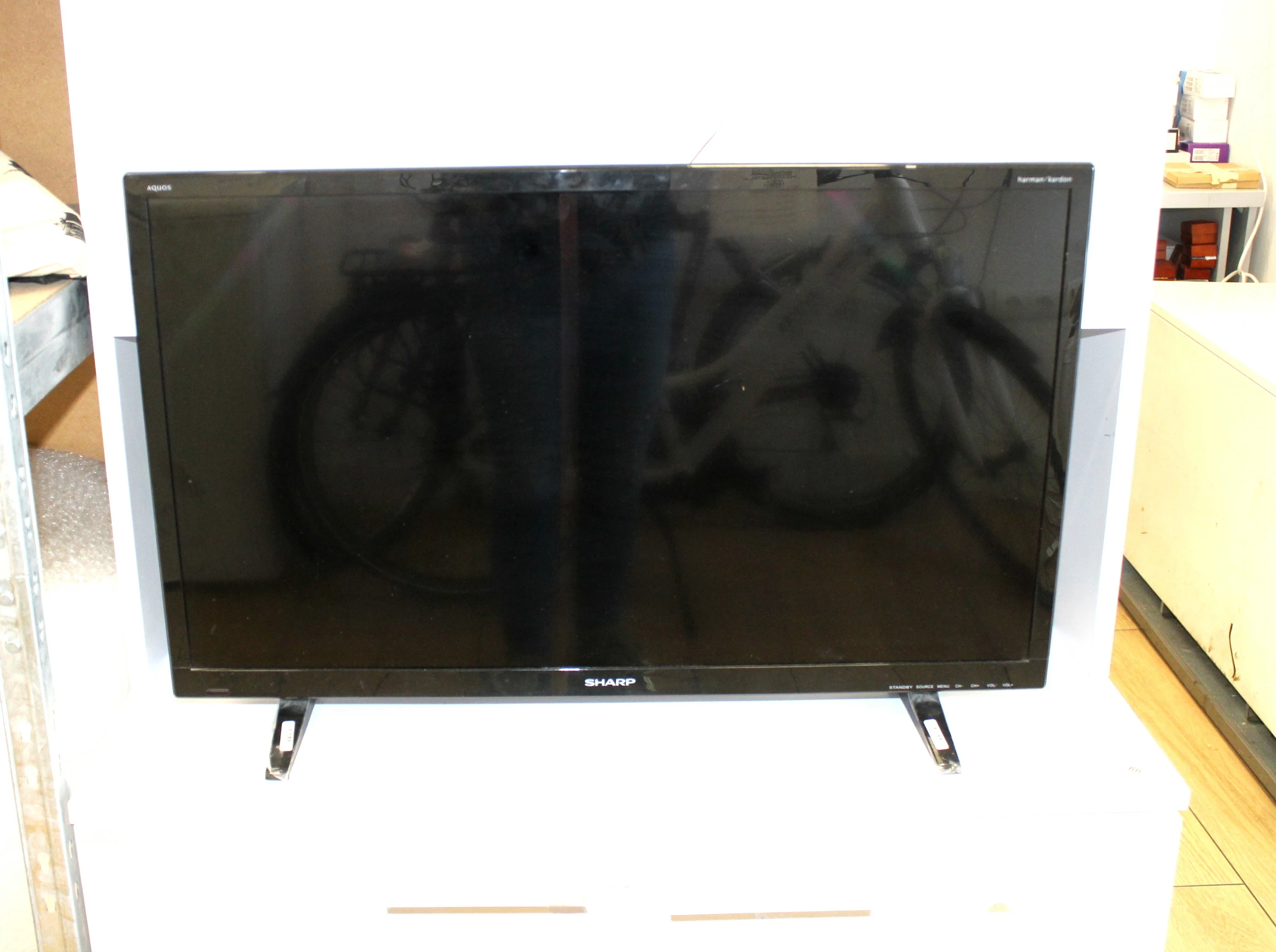 telewizor-sharp-32-aquos-lc-32che4042e-pilot-kod-producenta-lc32che4042e