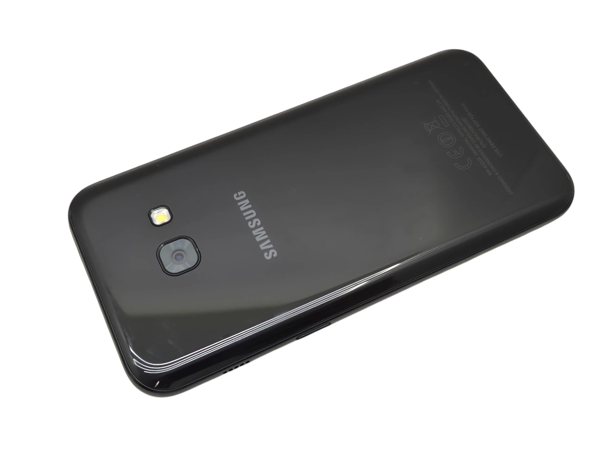 smartfon-samsung-galaxy-a3-2017-2-gb-16-gb-4g-lte-czarny-ean-gtin-8806088619934