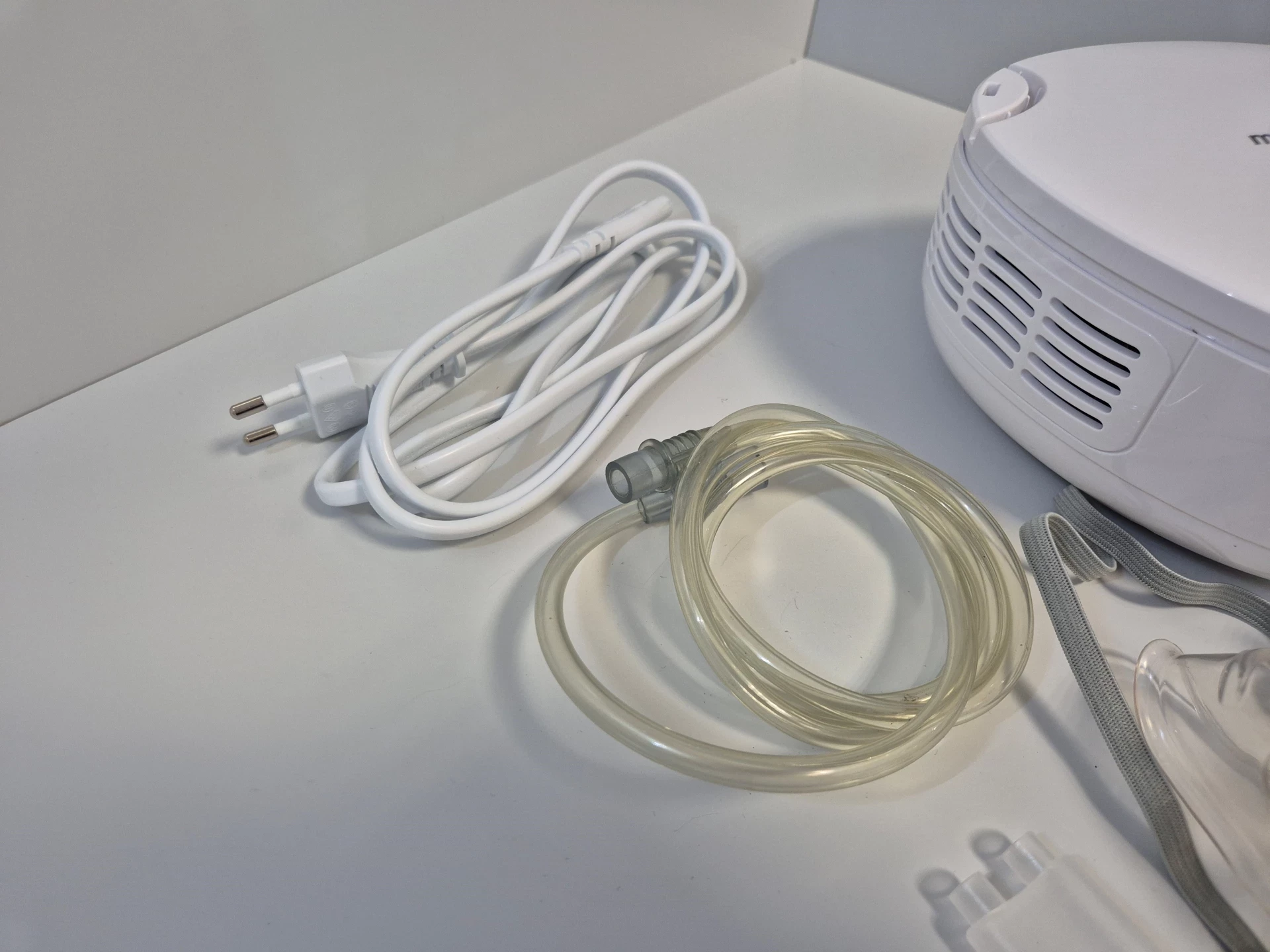 inhalator-microlife-neb-210-idealny-dla-rodziny-stan-11323-2