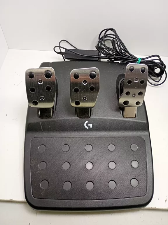 LOGITECH KIEROWNICA Z PEDAŁAMI  G923 PS4/PC 941-000149