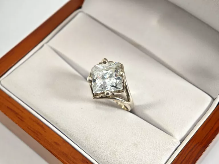 SREBRNY PIERŚCIONEK 925 5,01 G ROZMIAR 15