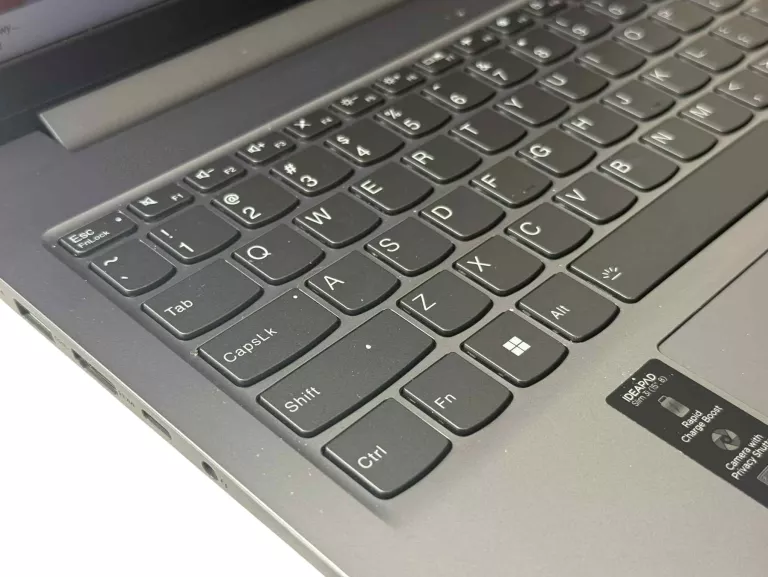 LAPTOP LENOVO IDEAPAD SLIM 3  16GB 1TB  W11 HOME