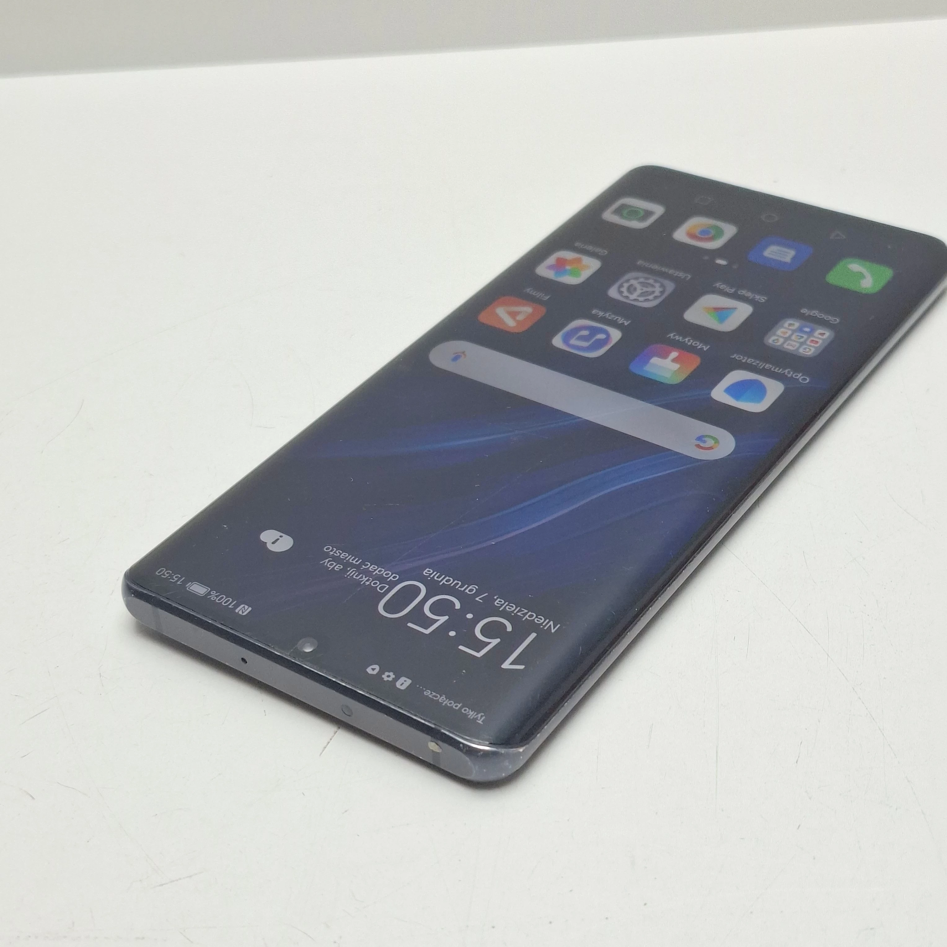 telefon-huawei-p30-pro-8256gb-przekatna-ekranu-647