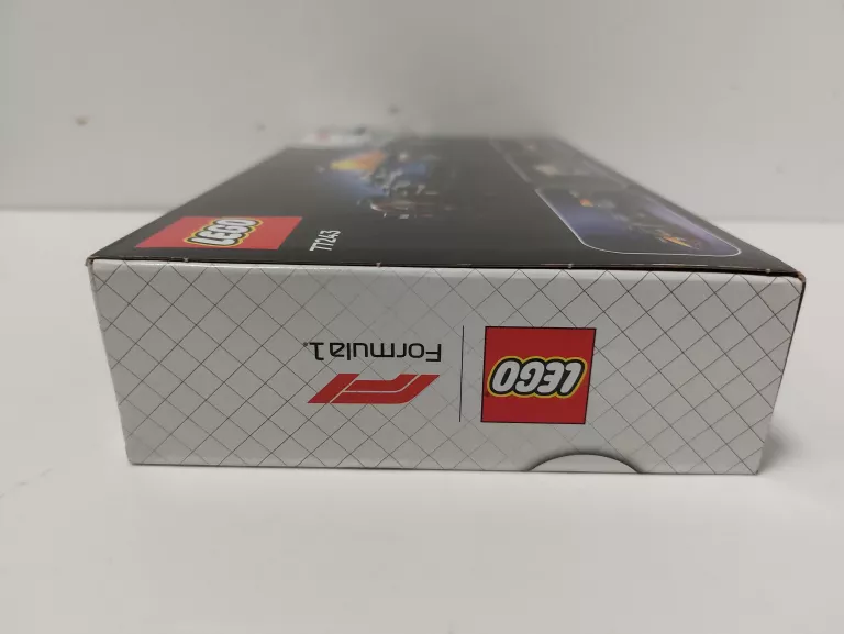 LEGO SPEED CHAMPIONS 77243 KLOCKI MODEL REPLIKA BOLID F1 ORACLE RED BULL