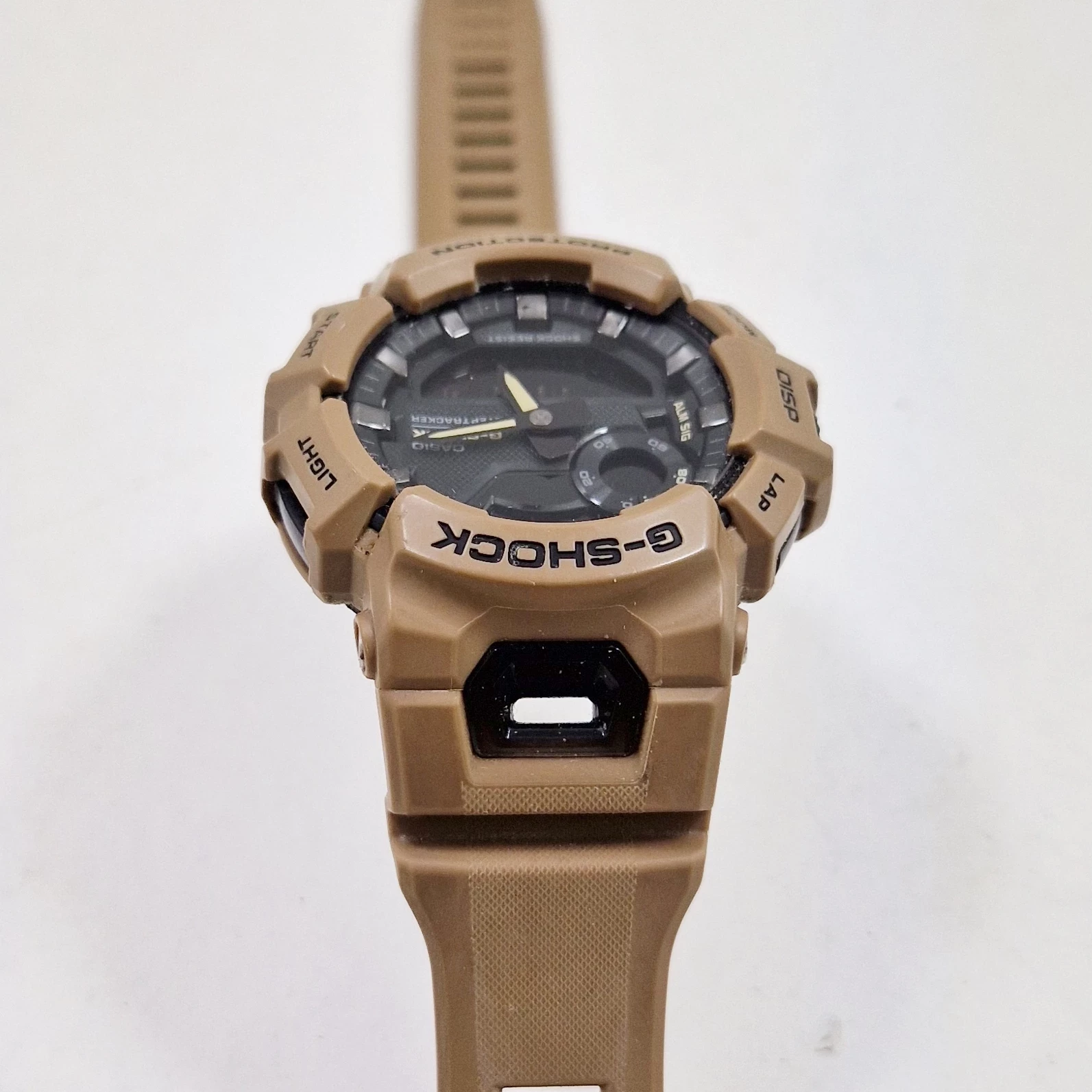 zegarek-casio-g-shock-gba-900-brazowy-ksztalt-koperty-129223-2