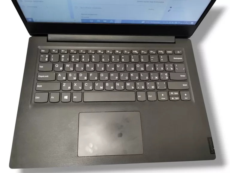 laptop-lenovo-v14-ada-14-amd-ryzen-3020e-4-gb-przekatna-ekranu-1400