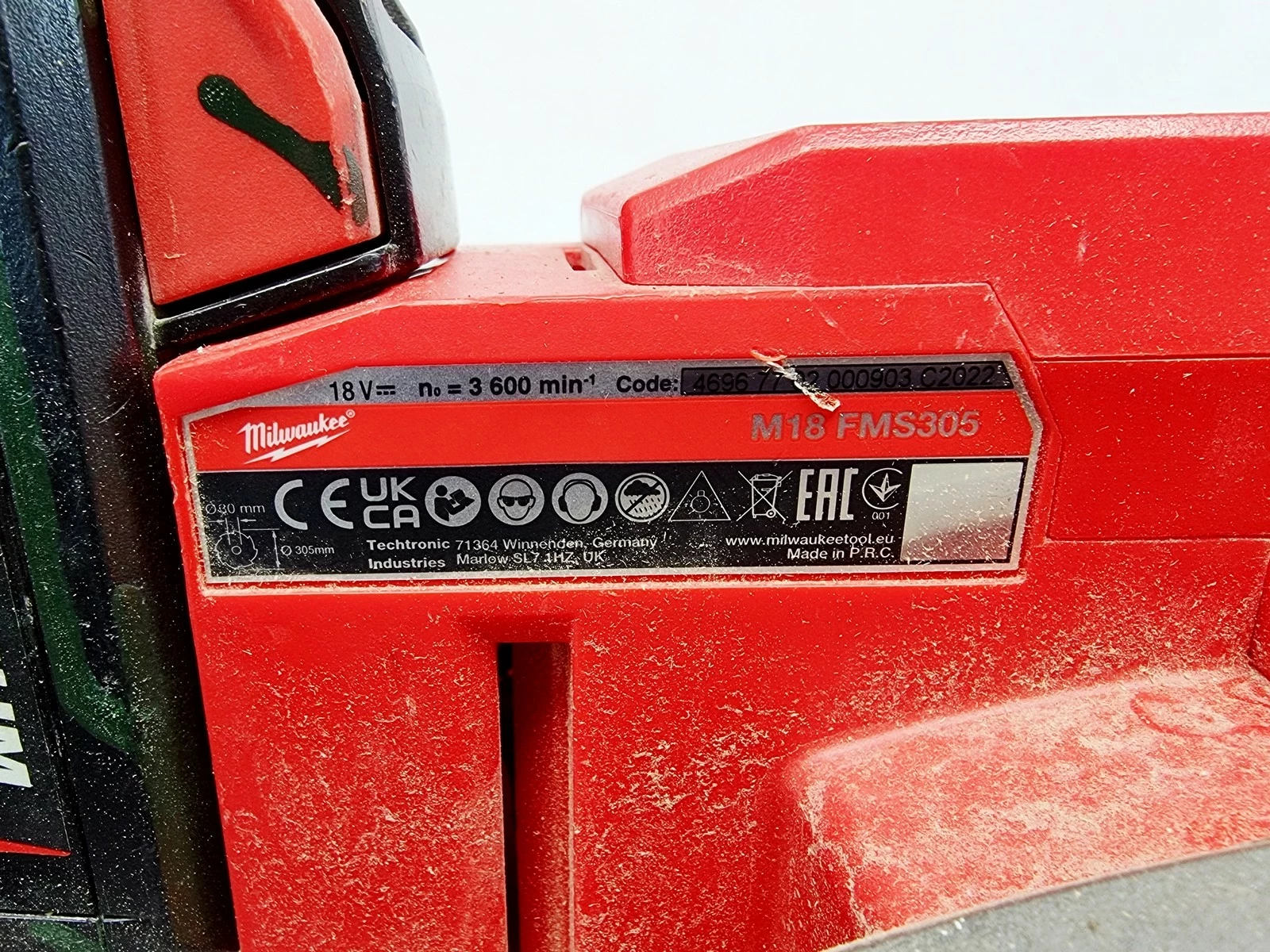 pilarka-ukosowa-m18-fms305-0-z-posuwem-milwaukee-napiecie-akumulatora-1800