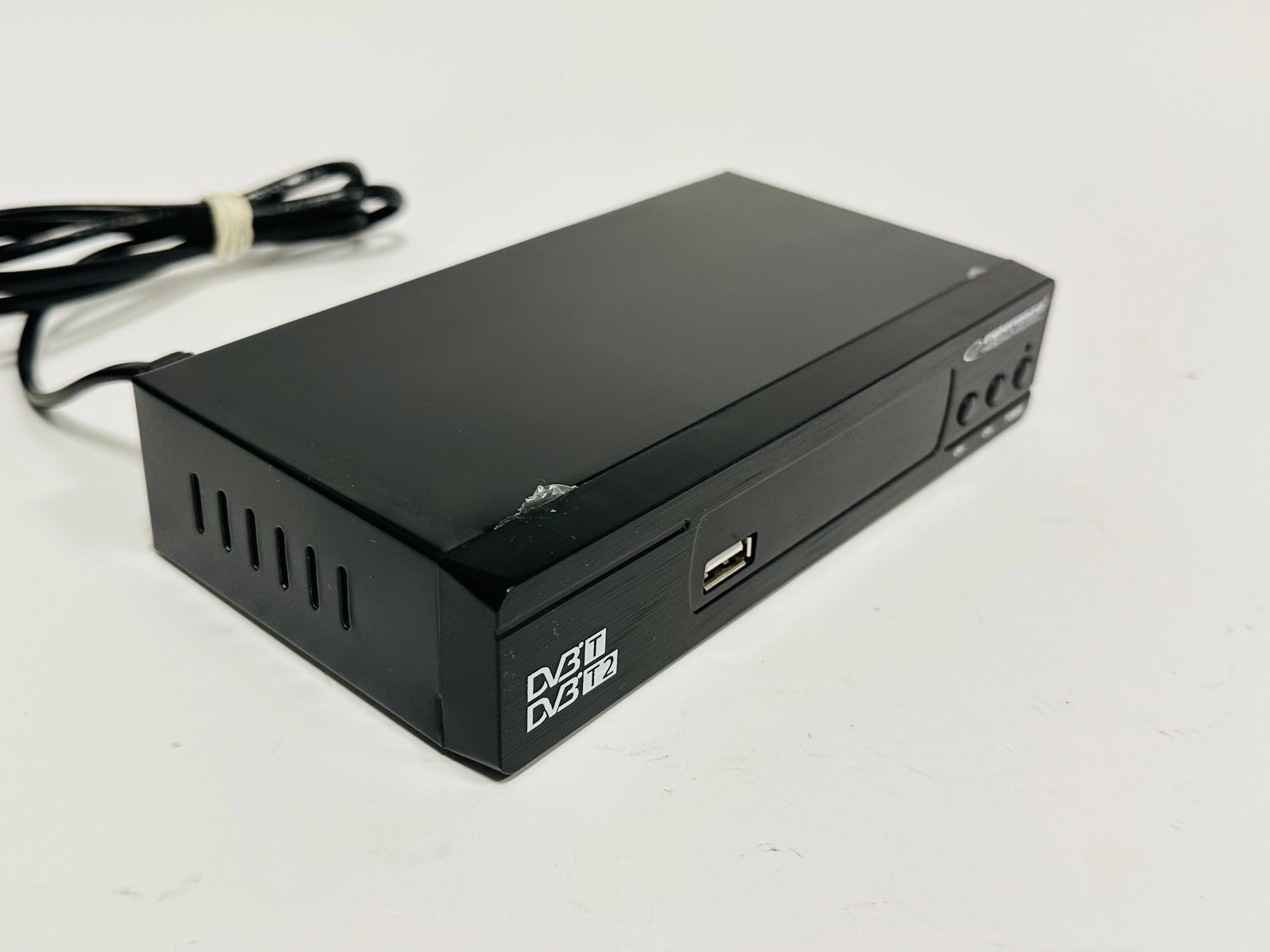 tuner-dvb-t2-esperanza-ev104-pilot-typ-tunera-242801-470909